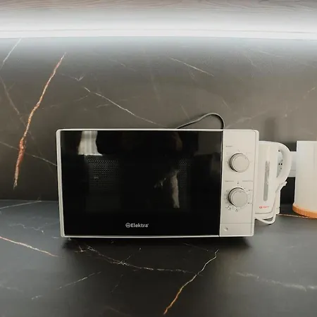 Ari Luxury * 地拉那