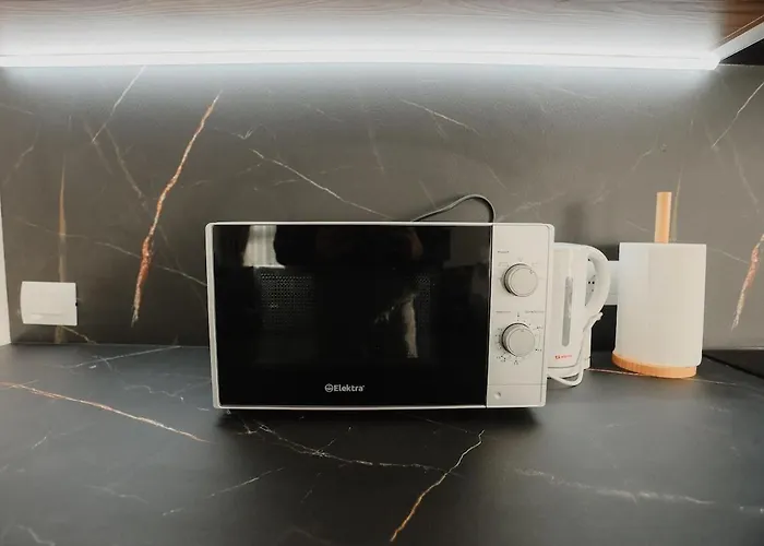 Ari Luxury * 地拉那