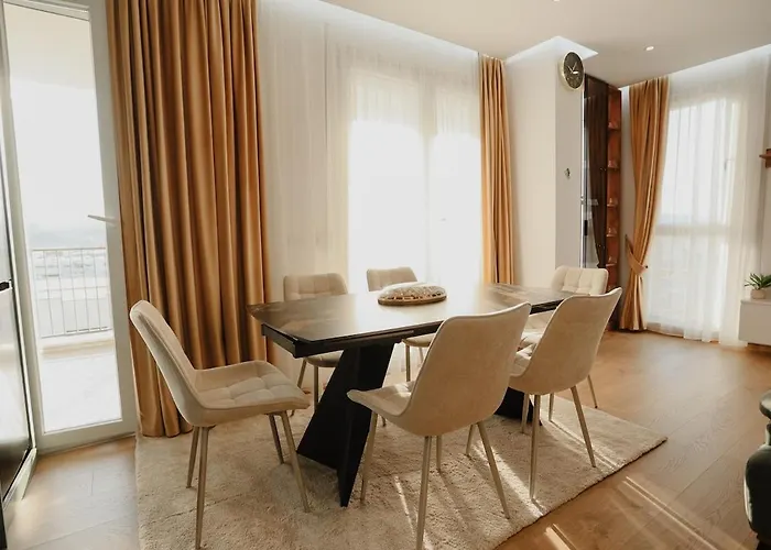 Ari Luxury 公寓 地拉那