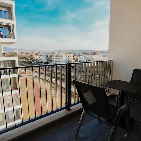 Ari Luxury Tiran